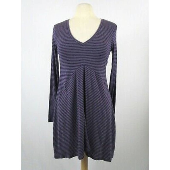 Cabi V-Neck Long Sleeve Shark Bite Hem Pullover Striped Tunic Top Size S Purple - Picture 8 of 8